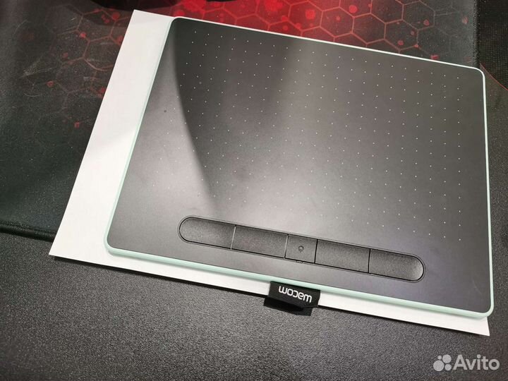 Графический планшет Wacom Intuos для рисование