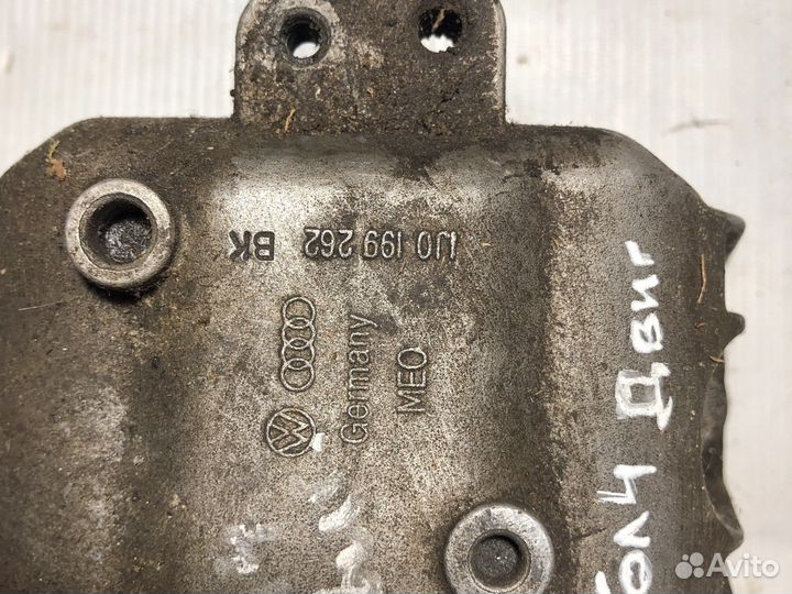 Опора двигателя VAG 1J0 199 262 BK