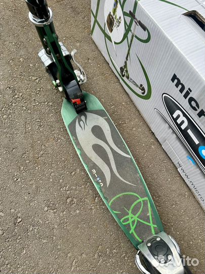 Б/У Детский самокат Micro Rocket (Швеция)