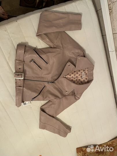 Отдам пакет женских вещей