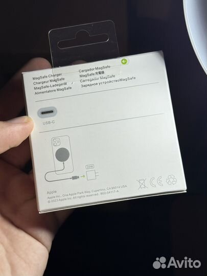 MagSafe зарядка для iPhone