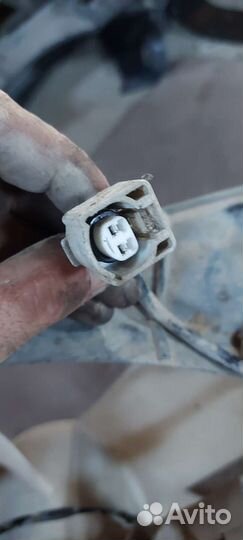 Вентилятор радиатора на Mitsubishi Mirage IV