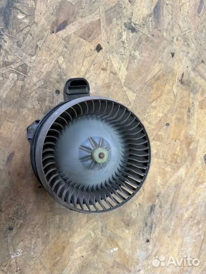 Мотор отопителя Toyota Camry 40