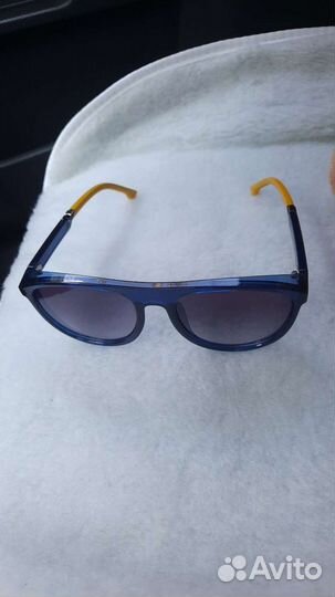 Солнечные очки женские