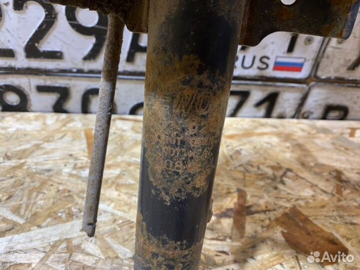 Стойки передние Renault Megane седан K4M 1.6 2005