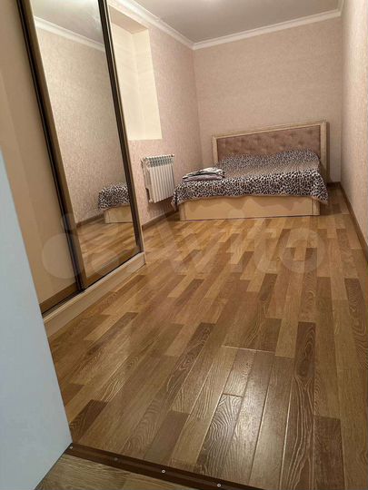3-к. квартира, 70 м², 1/4 эт.
