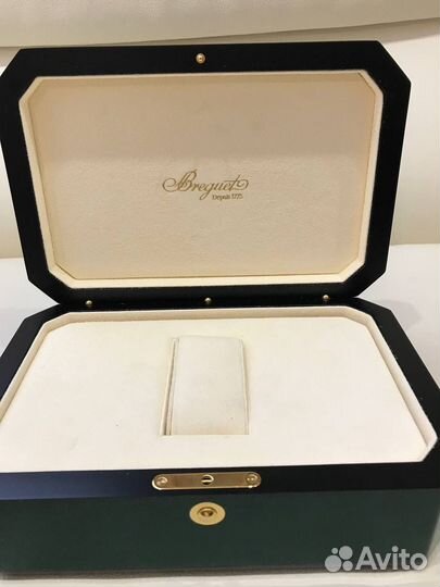Футляр для часов Breguet