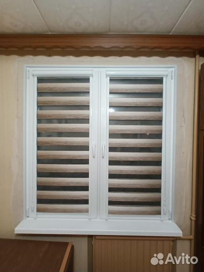 Кассетные рулонные шторы день-ночь