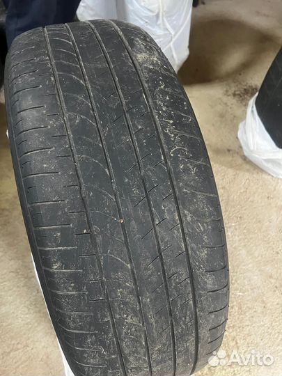 Bridgestone Dueler H/P 235/55 R20