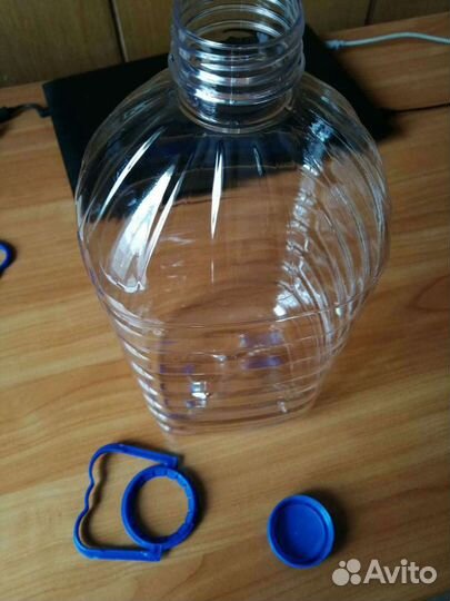 Пэт бутылка 0.5литр 1литр 1.5литр 2 и 5 литров