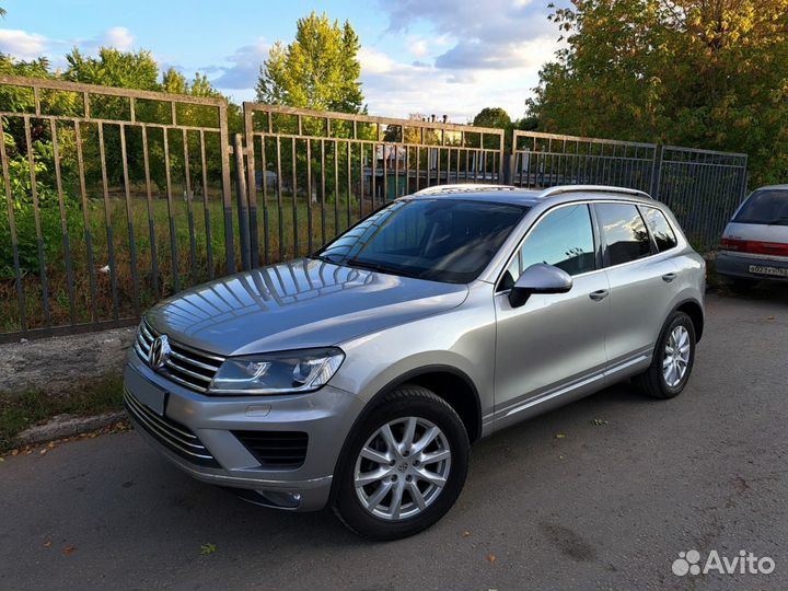 Volkswagen Touareg, 2015