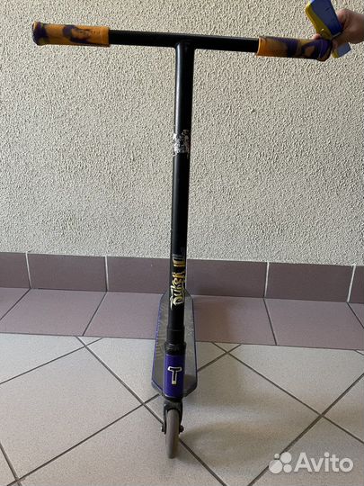 Трюковой самокат