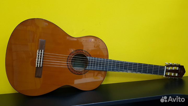 Классическая гитара yamaha C40 (Ст5)