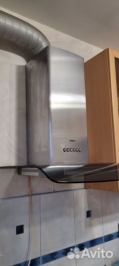 Вытяжка для кухни 60 см Bosch