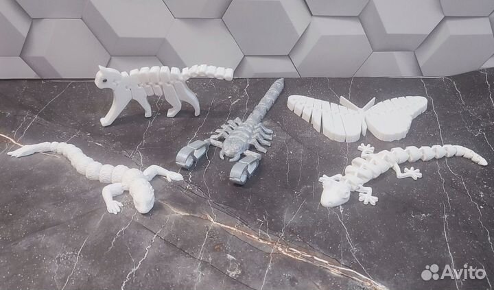 Брелки,игрушки