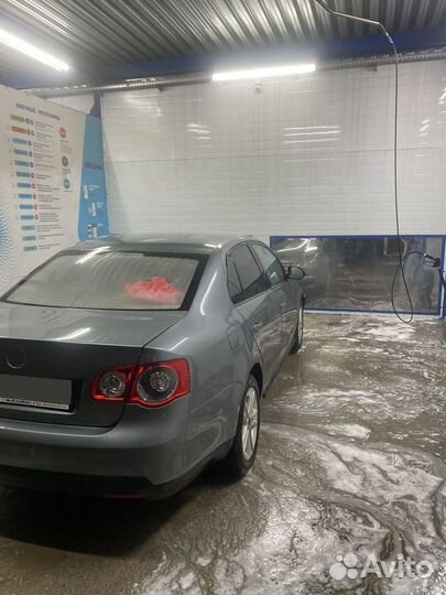 Volkswagen Jetta 1.6 AT, 2009, битый, 213 000 км