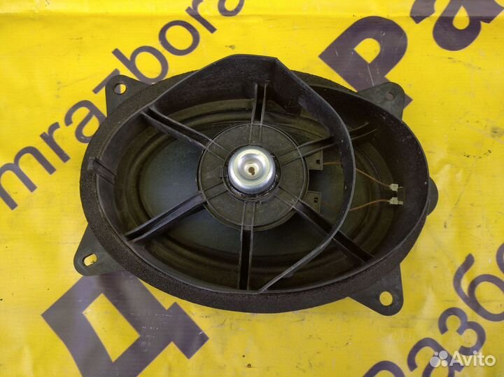 Динамик двери водителя Toyota Land Cruiser Prado