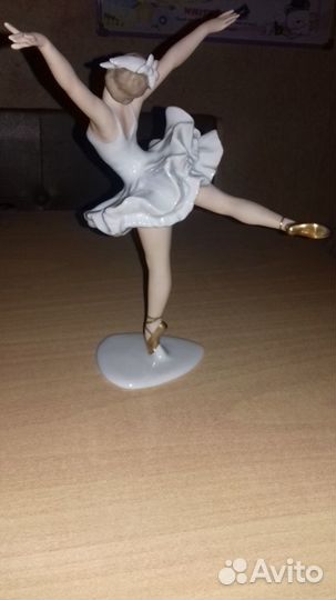 Фарфоровая статуэтка - Балерина из Германии 50-ых