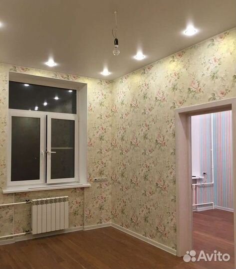 Поклейка обоев