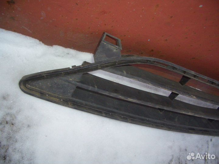 Решётка переднего бампера Ниссан Х-Трейл с17