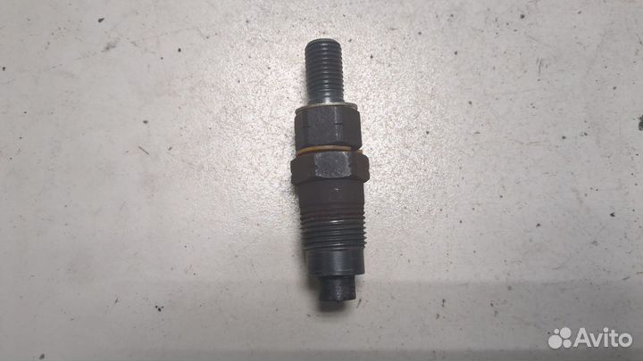 Форсунка топливная Mazda Bongo Friendee, 1996