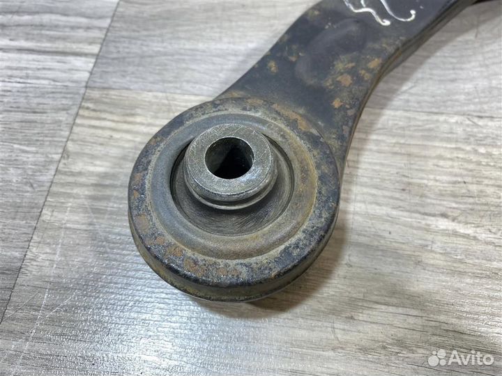 Рычаг передний правый Пежо 206