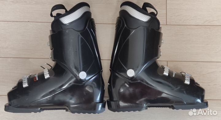 Ботинки для горных лыж