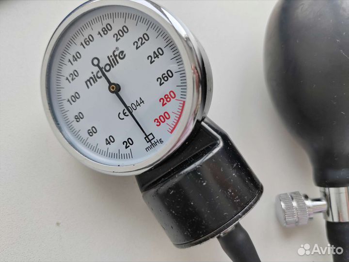 Тонометр microlife BP AG1-20 механический