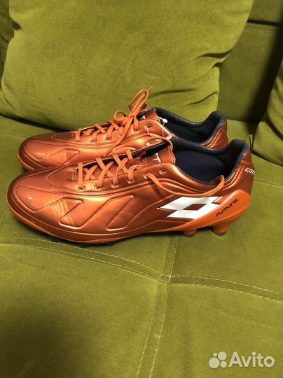 Футбольные бутсы Lotto