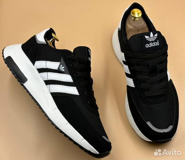 Adidas мужские кроссовки летние 41 размер 26 см