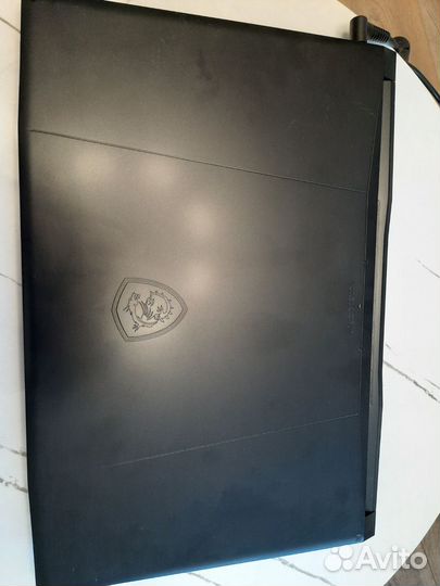 Игровой ноутбук MSI Katana B12VFK -463XRU