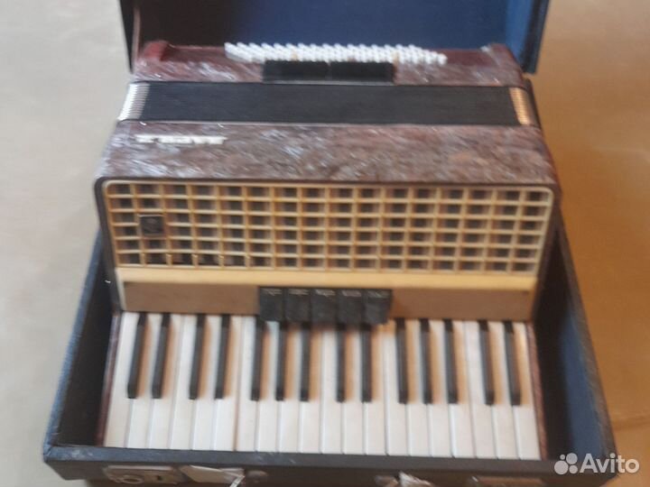 Аккордеон Заря 2 Гармонь