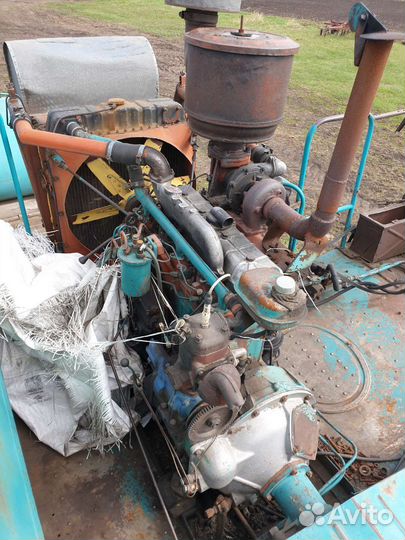 Запчасти на комбайн енисей