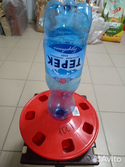 Кормушки и поилки для птиц