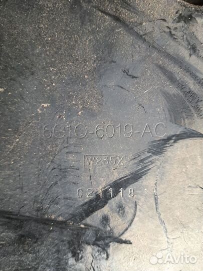 Крышка двигателя Ford Transit