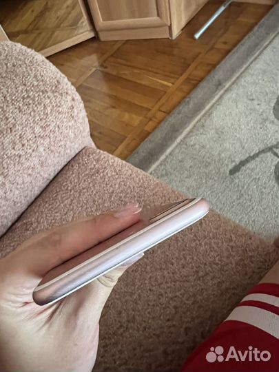 Телефон iPhone 7 plus