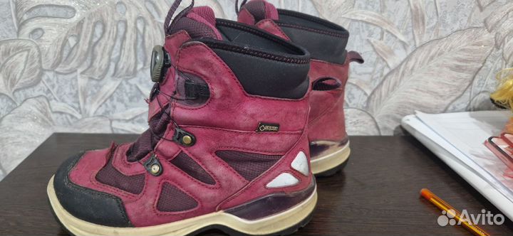 Ботинки зимние для девочки 34р