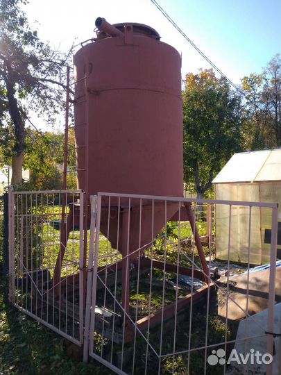 Бак для воды металлический