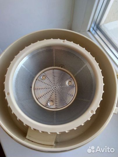 Соковыжималка для цитрусовых