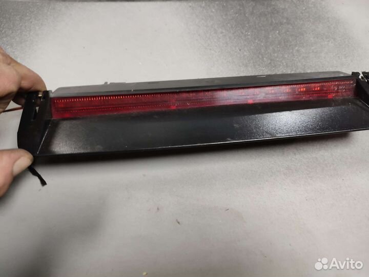 Дополнительный стоп сигнал Jetta 5