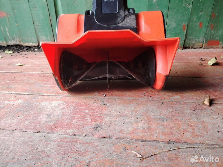 Электрическая лопата