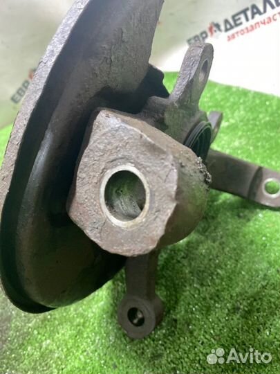 Кулак поворотный передний левый Great Wall Hover