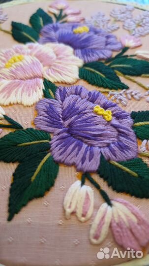 Готовая вышивка гладью