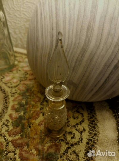 Флаконы духов Винтаж