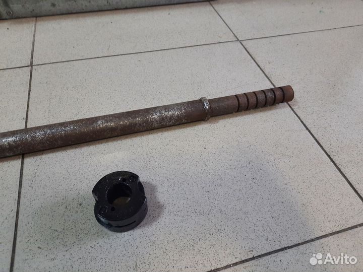 Спортивные блины и штанга 27 кг имерно общий вес