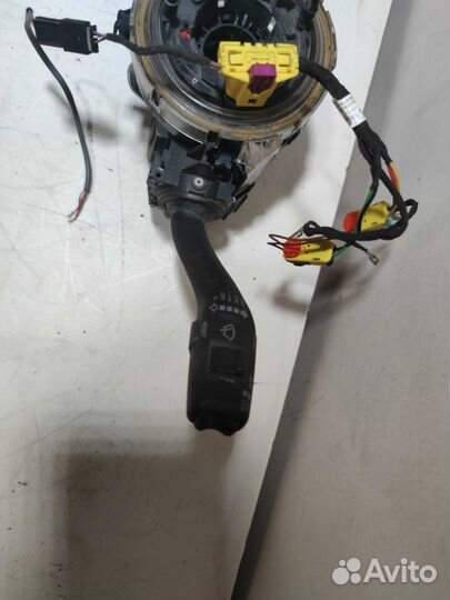 Переключатель шлейф подрулевой Audi Q7 4l