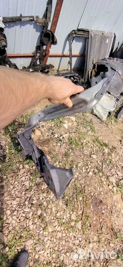 Телевизор BMW 3 E46 передняя панель бмв планка