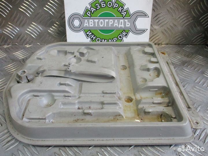 Ниша для инструментов BMW 3 E30 1986г