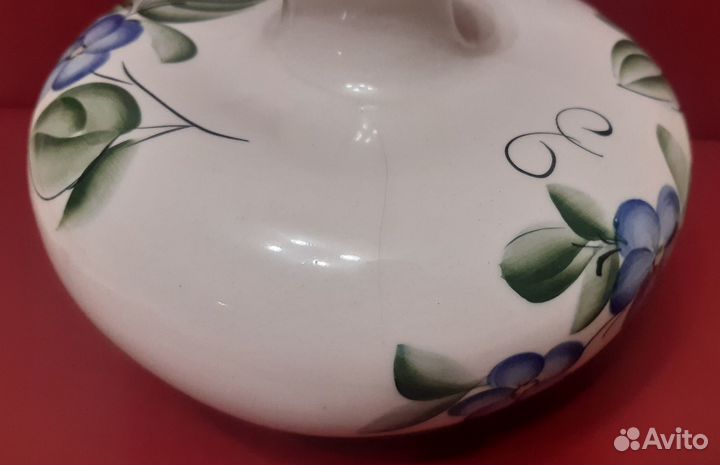 Фарфоровая ваза СССР. Редкая. Высота 10 см