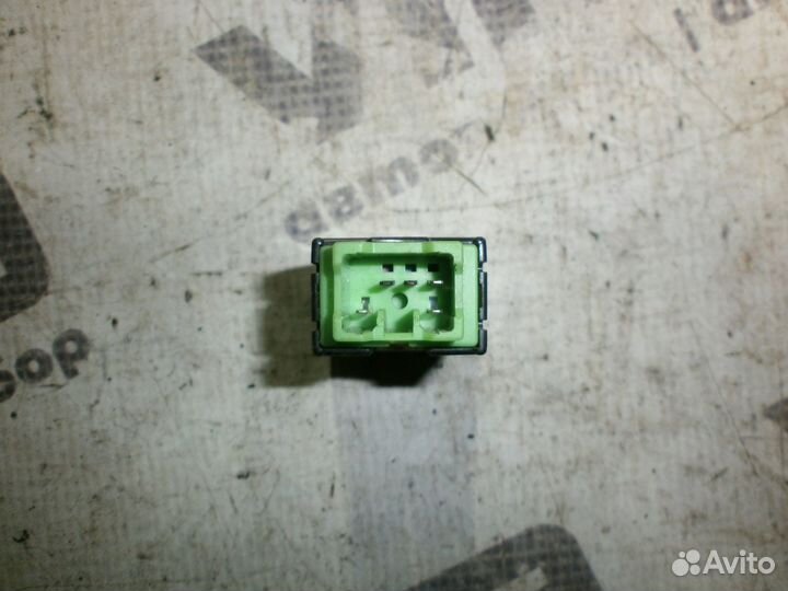 Кнопка обогрева зеркал Suzuki Grand Vitara XL-7